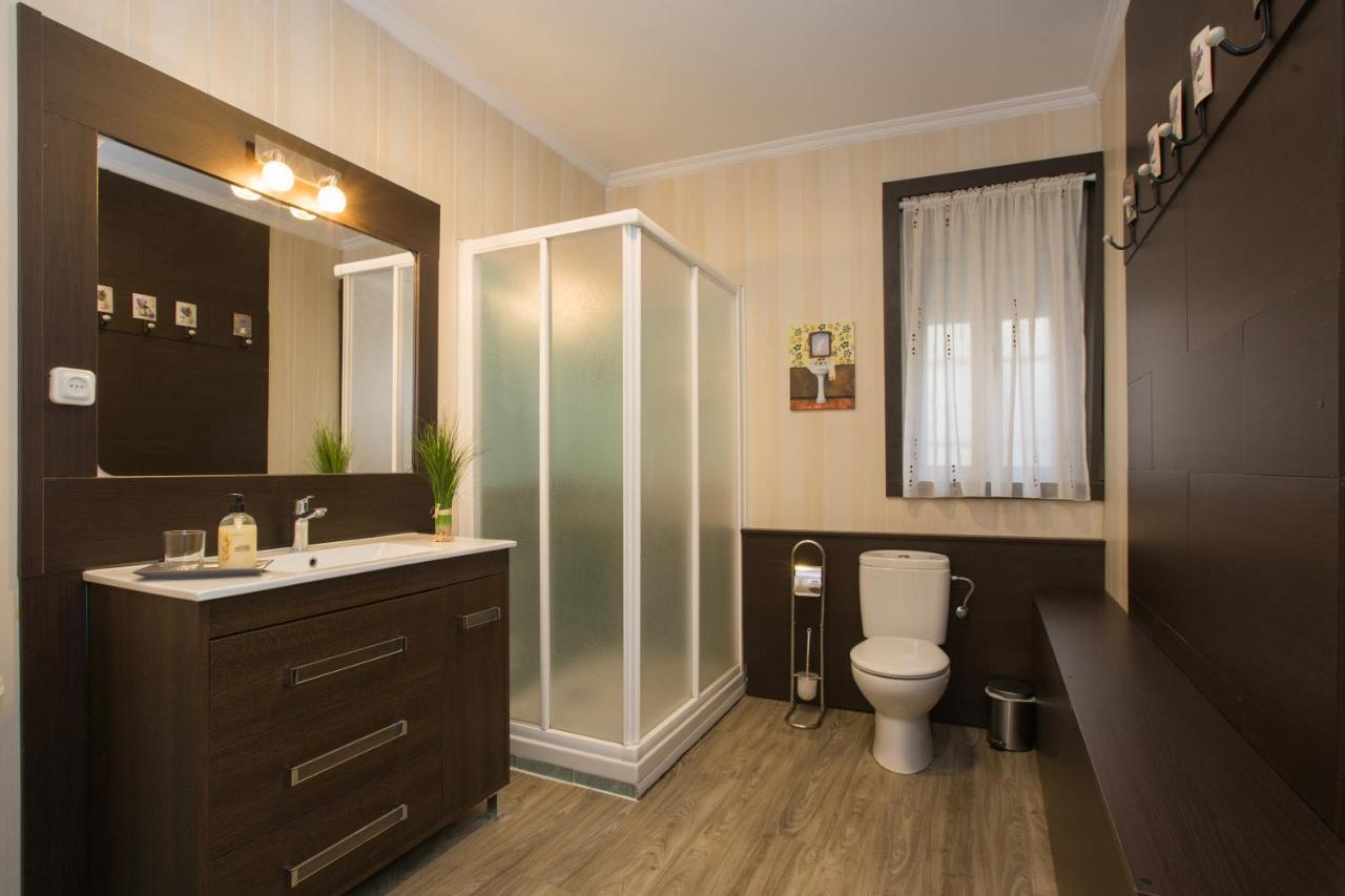 Apartamentos Turisticos Avila La Catedral מראה חיצוני תמונה