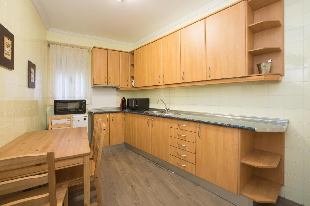 Apartamentos Turisticos Avila La Catedral מראה חיצוני תמונה